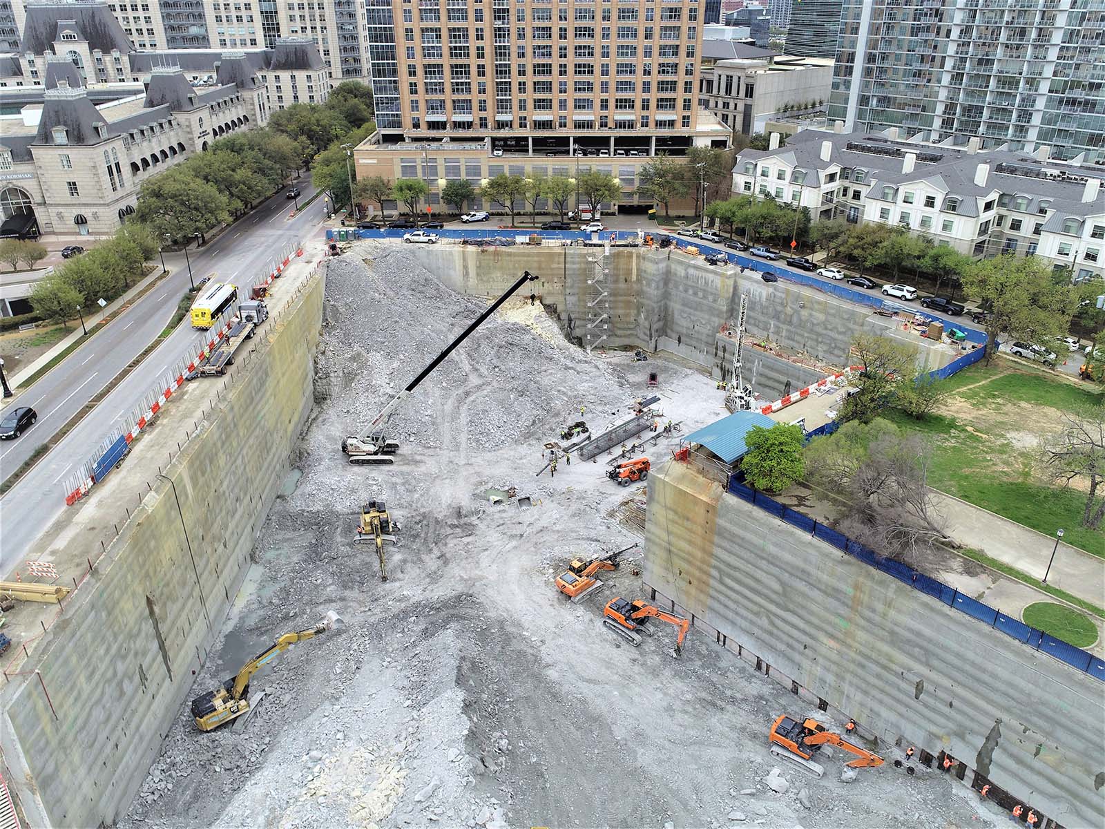 Multi-tiered excavation featuring Soil Nails, Rock Nails, and Anchored Piles installed by Oscar Orduno, Inc.